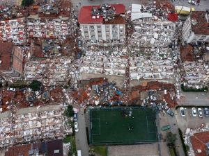 Bir mahalle böyle yerle bir oldu! İşte depremin yıktığı Hatay ve Kahrama