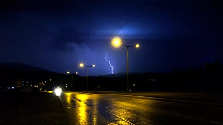 Meteoroloji il il açıkladı, alarm verildi: Çok kuvvetli olacak.. galerisi resim 2