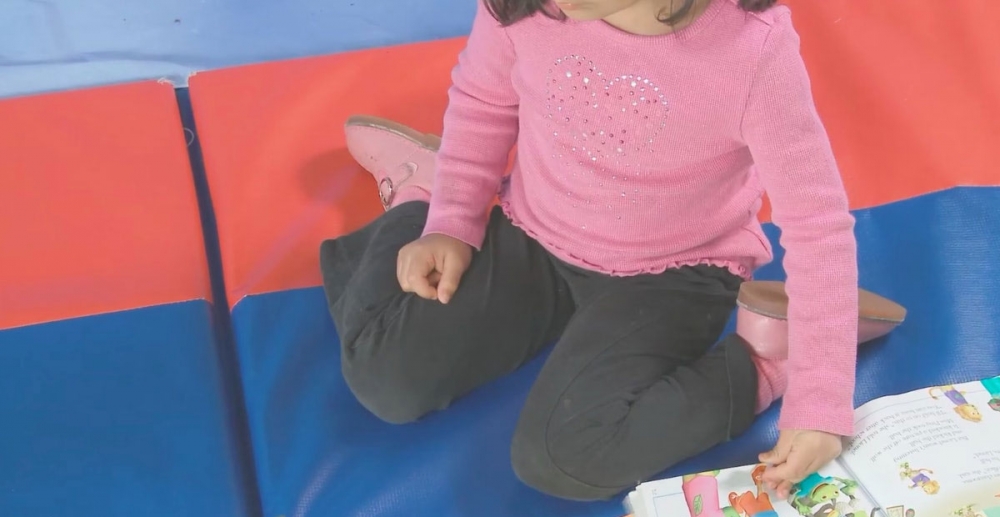 Çocukların w şeklinde oturması galerisi resim 5