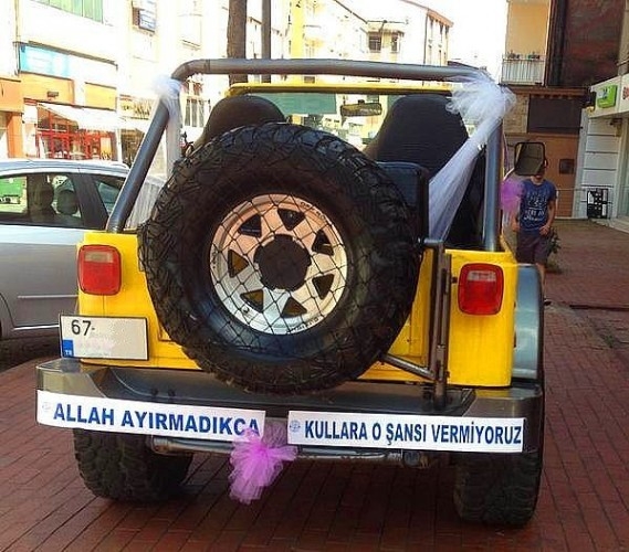 Gelin Arabasındaki İlginç Yazıyı Görenler Dönüp Tekrar Baktı galerisi resim 7