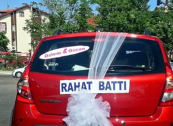 Gelin Arabasındaki İlginç Yazıyı Görenler Dönüp Tekrar Baktı galerisi resim 9