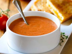 ORUÇLUYKEN SUSUZLUK ÇEKMEMEK İÇİN 5 ÖNERİ