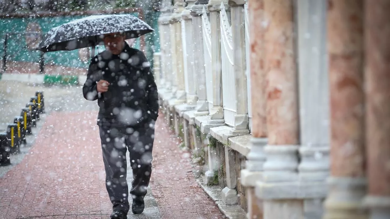 Meteoroloji uzmanı tarih verip duyurdu: Kar kapıda! galerisi resim 1