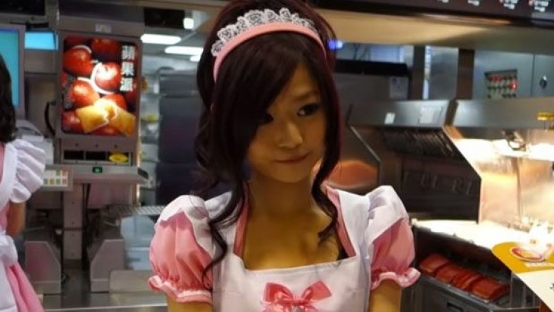 'McDonald’s Tanrıçası' sosyal medyayı salladı galerisi resim 4