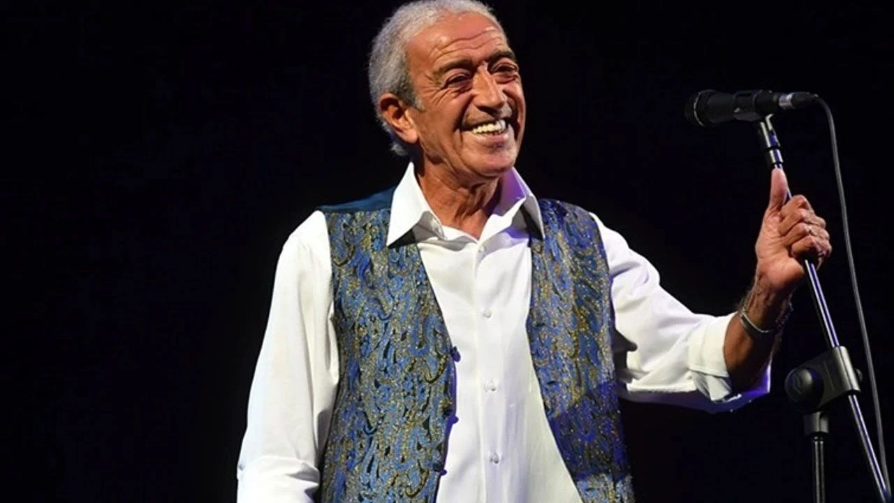 Sanatçı Edip Akbayram galerisi resim 1