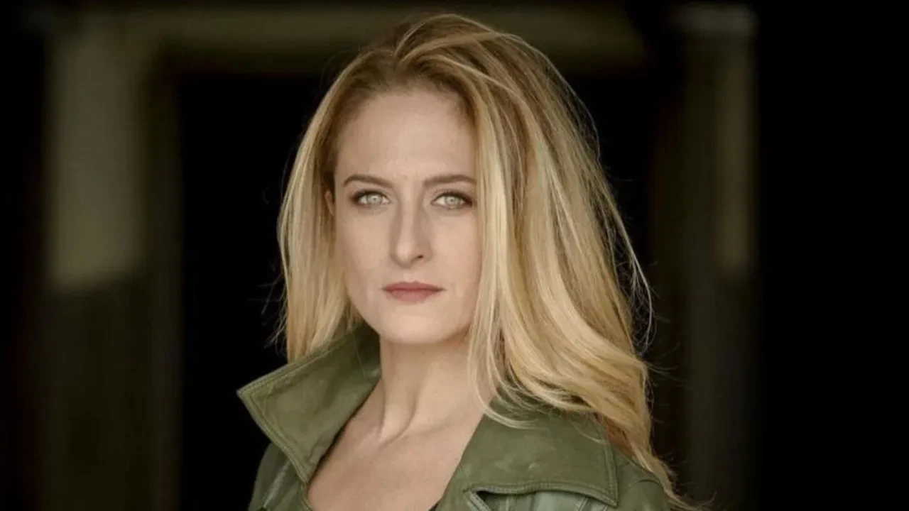 Canan Ergüder Hepsini Anlattı galerisi resim 2