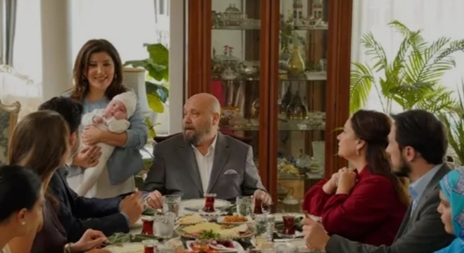 Kızılcık Şerbeti'nin gerçekteki ailesi galerisi resim 3