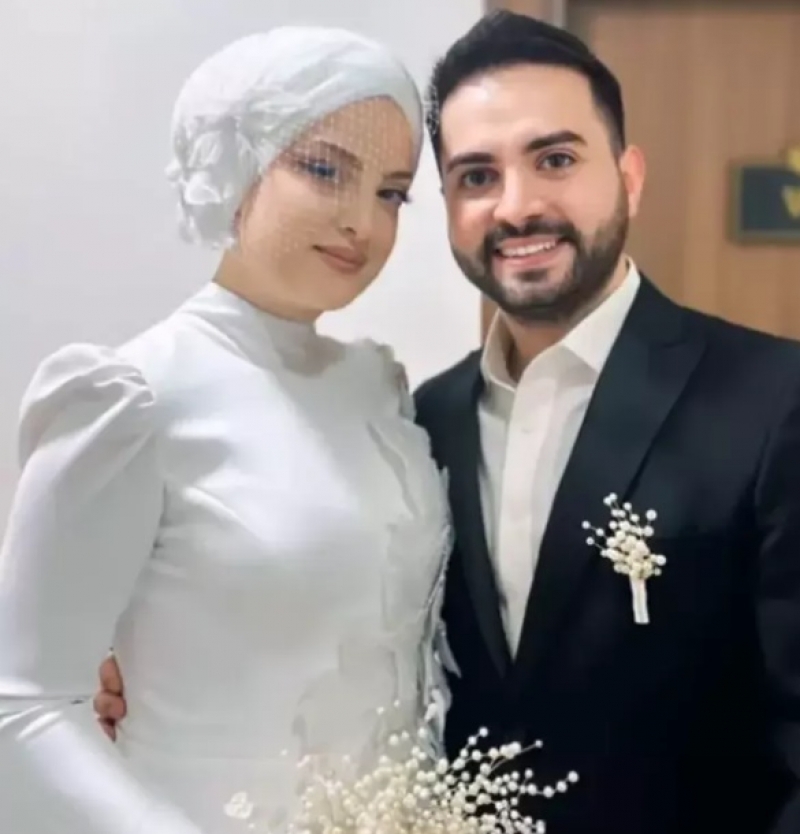 Kadir Ezildi ve Gamze Türkmen galerisi resim 2