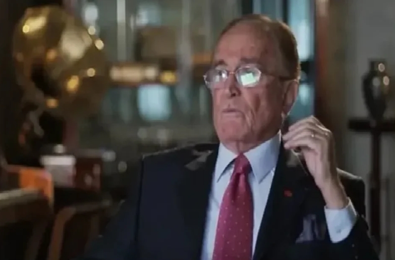 Devlet Sanatçısı ünvanı olan sanatçımızdı galerisi resim 2