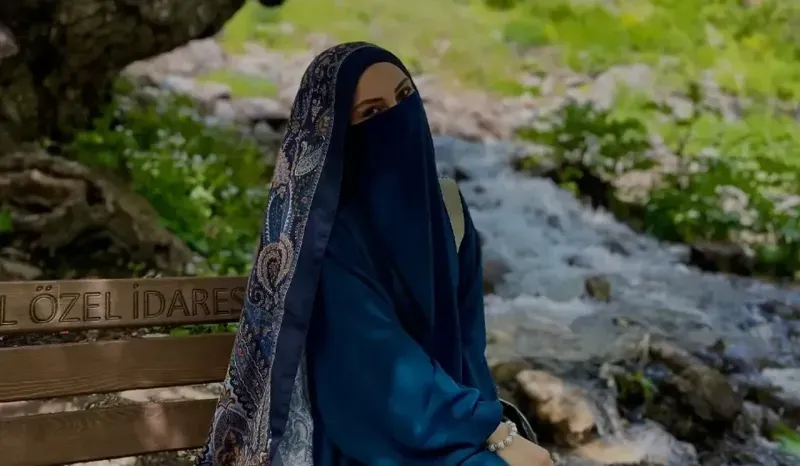 Üniversite Öğrencisi Sena galerisi resim 1