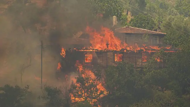 Ödemiş’teki orman yangınından acı haber galerisi resim 2