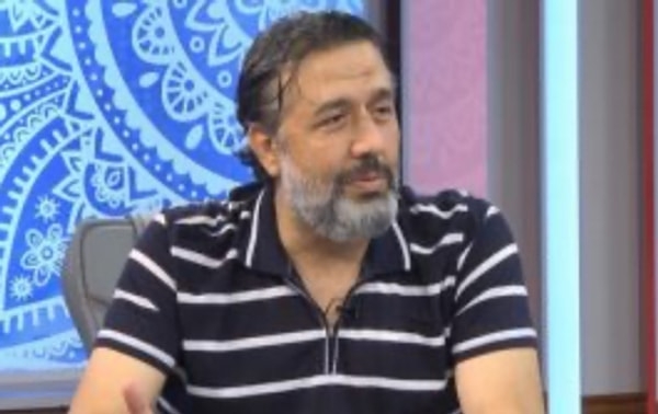 Bugün iki sanatçımızı birden kaybettik. galerisi resim 2