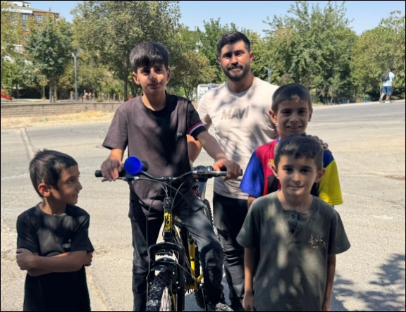 Altınların sahibi çocuğa ne aldı galerisi resim 2