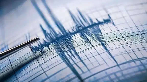 2 Ayrı Güçlü Deprem Oldu.. galerisi resim 2