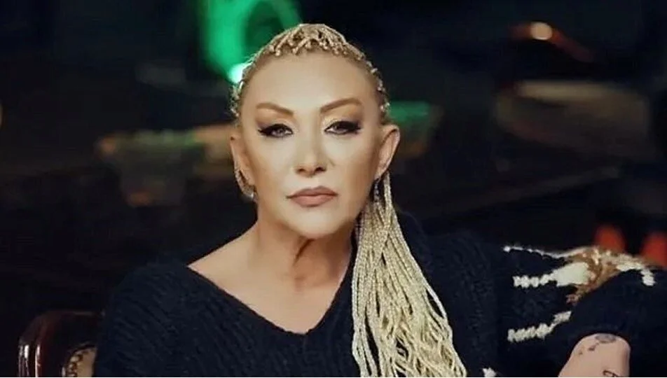 Şarkıcımız Güllü galerisi resim 5