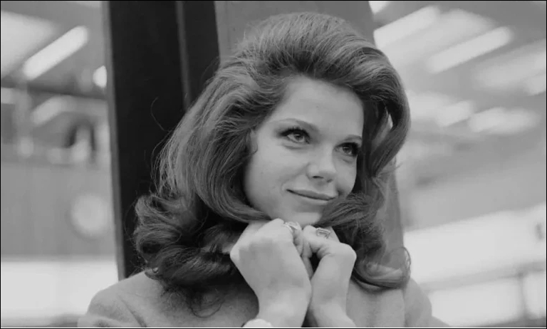 Usta oyuncu hayatını kaybetti galerisi resim 2