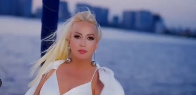 Ünlü Sanatçımızdı galerisi resim 2