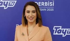 Ünlü spiker'in cansız bedeni evinde bulundu.. galerisi resim 2