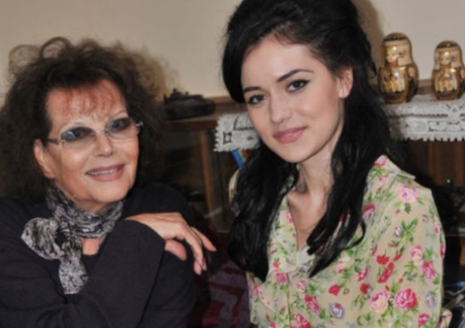 Ünlü Dizi oyuncusu galerisi resim 2