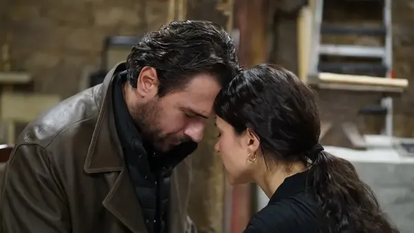 Taşacak Bu Denizden Ayrılanlar galerisi resim 1