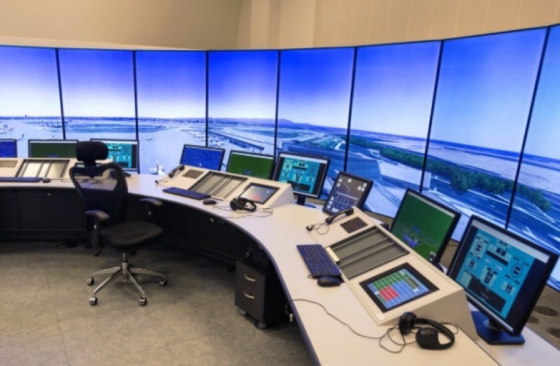 Ekranda konuşurken galerisi resim 1