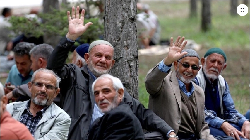 Meclisten geçti emeklilere güzel haber galerisi resim 1