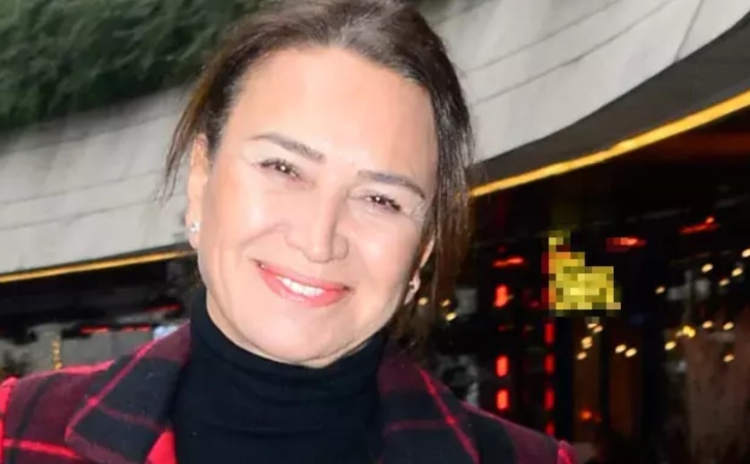 Usta Oyuncumuz Demet Akbağ galerisi resim 2