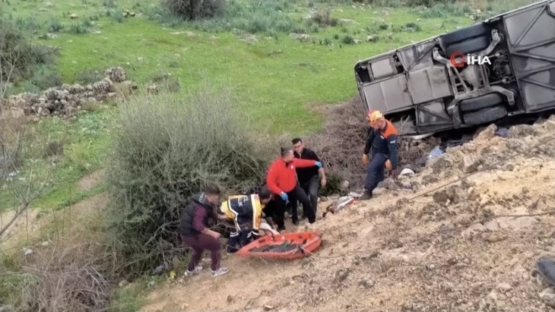 Antalya'da Otobüs Kazası galerisi resim 2