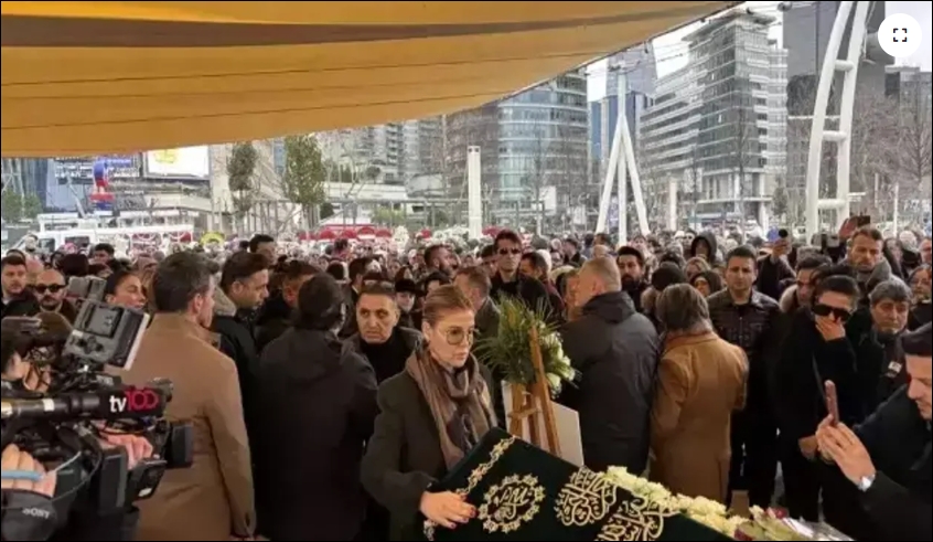 Fatih Ürek'in ailesi galerisi resim 2