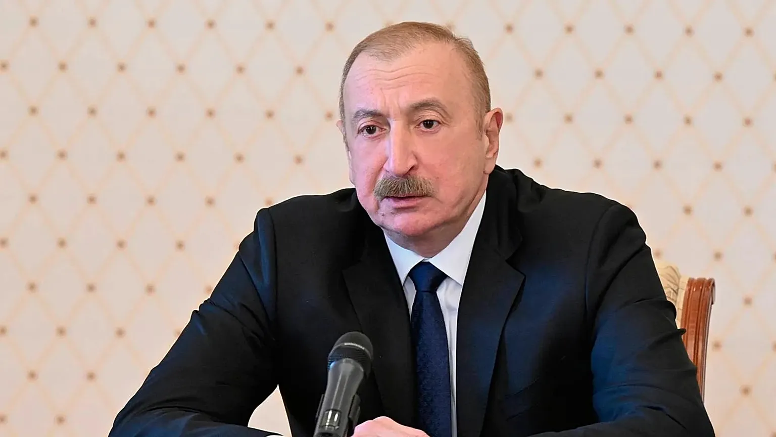 Azerbaycan İran Kararı galerisi resim 1