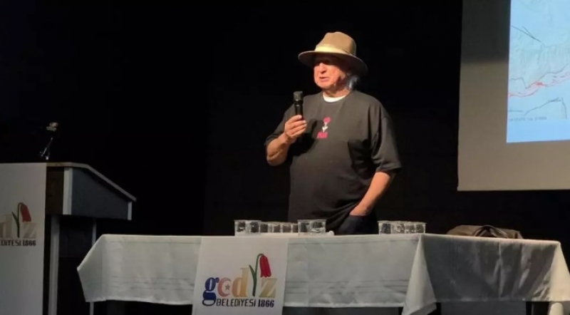 Şener Üşümezsoy İşaret Etti galerisi resim 2