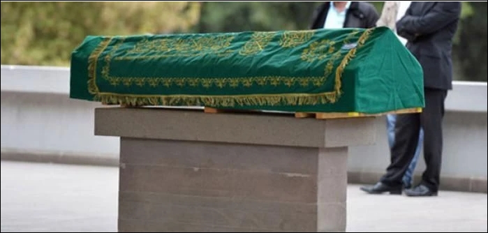 Cenazesini bakın kim almış galerisi resim 4