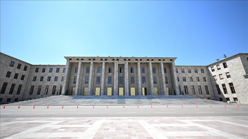 SOSYAL MEDYADA GÜNDEM OLDU galerisi resim 3