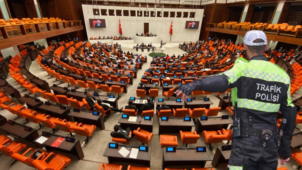 Bugün yürürlüğe girdi... galerisi resim 1