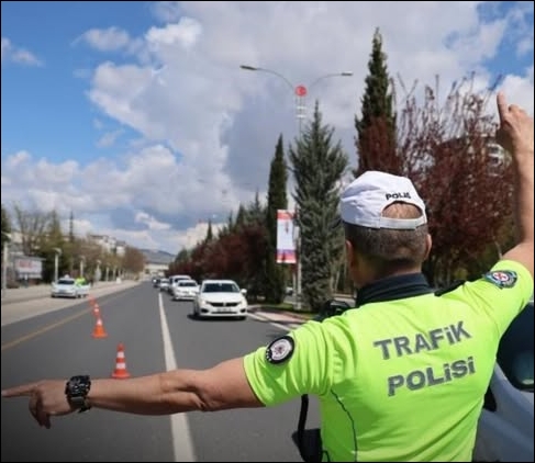 Bugün yürürlüğe girdi... galerisi resim 2