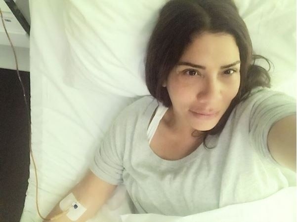 IŞIN KARACA HAYRANLARINI ÜZDÜ.... O HASTALIKLA MÜCADELE ETTİĞİNİ AÇIKLAD galerisi resim 6