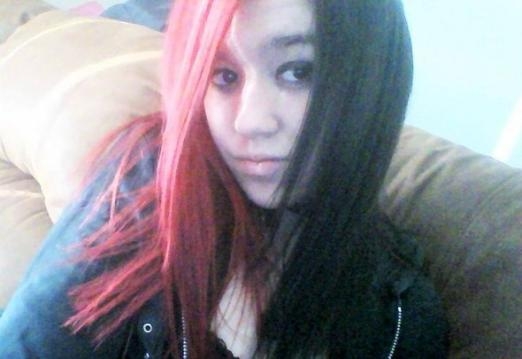 Henüz 9 Yaşındayken annesinin bir arkadaşı tarafından tecavüze uğradı, ö galerisi resim 4