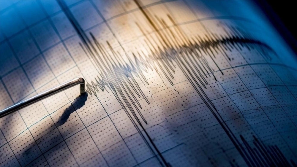 Arka Arkaya Şiddetli Deprem Oldu.. galerisi resim 2