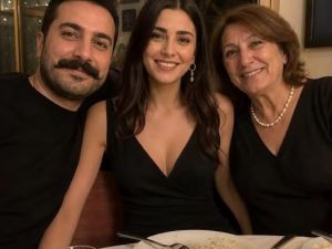 Mektuba uzandı