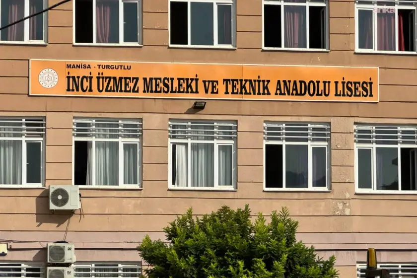 Manisada liseye saldıran kişi galerisi resim 3