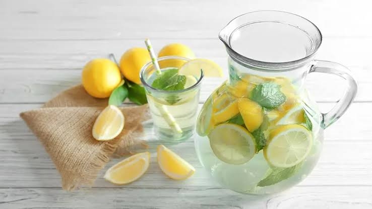 Şifa Deposu Limonlu Suyu Zehir Eden 10 Tüketim Hatası galerisi resim 1