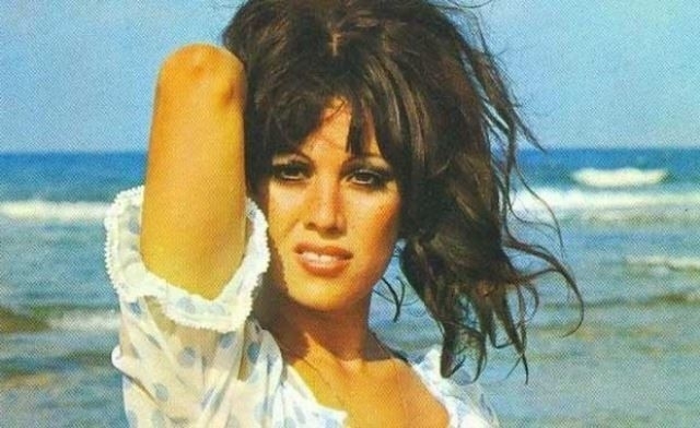 SEVGİLİSİ ÜNLÜ ŞARKICIYI KATLETTİ! galerisi resim 3