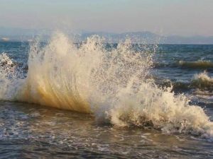 DENİZ SUYUNUN İNANILMAZ FAYDALARI