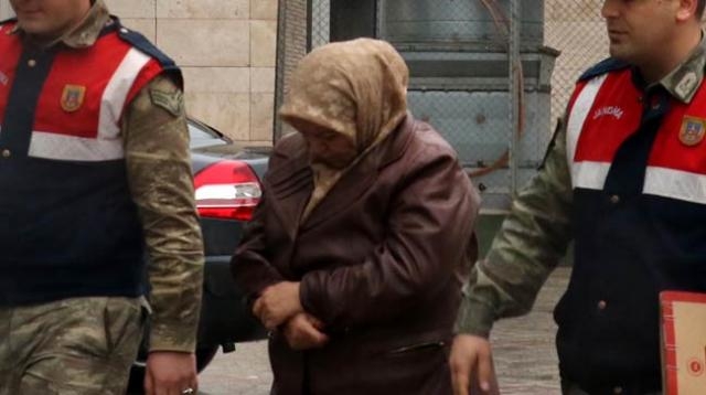 YAŞLI ADAMI EVLİLİK VAADİYLE KANDIRIP... galerisi resim 2