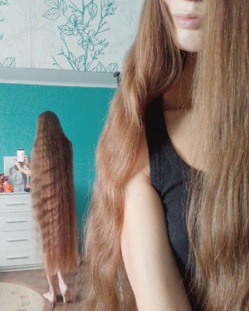 Saçlarını 13 Yıldır Uzatıyor İşte Gerçek Rapunzel Görenler bir daha bakı galerisi resim 3