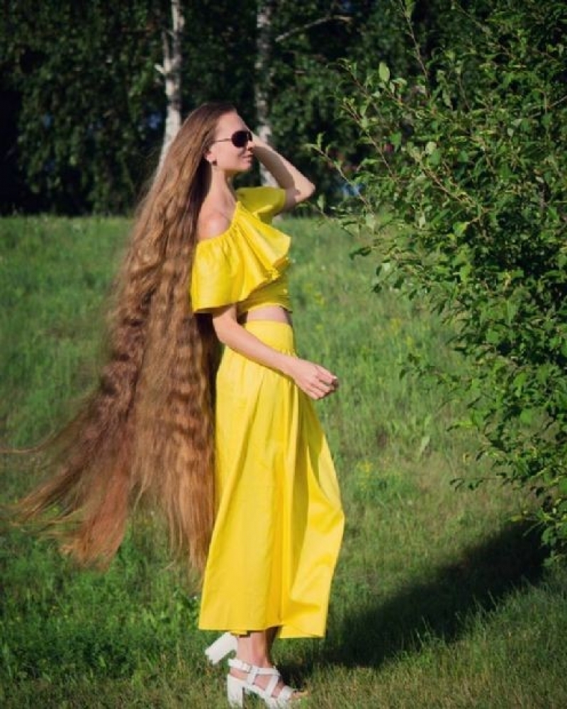 Saçlarını 13 Yıldır Uzatıyor İşte Gerçek Rapunzel Görenler bir daha bakı galerisi resim 6