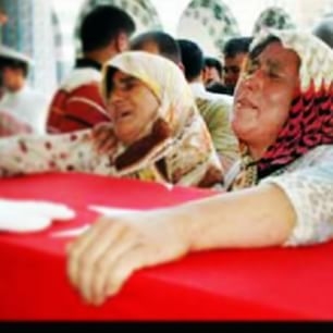 Şehit Aileleri Yavrularını Bırakamadı.. Hangi Anne Baba Bırakır Söyleyin galerisi resim 8