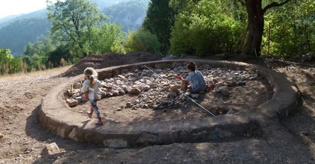 3.5 YAŞINDAKİ KIZIYLA 1500 TL'YE EV YAPTI galerisi resim 7