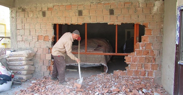 37 YIL SONRA OTOMOBİLİNİ KAPATTIĞI YERDEN ÇIKARDI galerisi resim 2