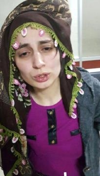 "YAKLAŞIK 3 AYDIR YEŞİL ADAM GÖRÜYORUM VE O BANA..." TÜYLER ÜR galerisi resim 4